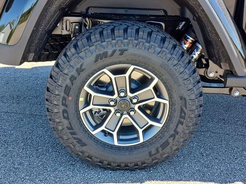 New 2026 Jeep Gladiator Mojave AWD/4WD image 5