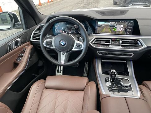Certified 2023 BMW X5 xDrive40i w/ M Sport Package image 9