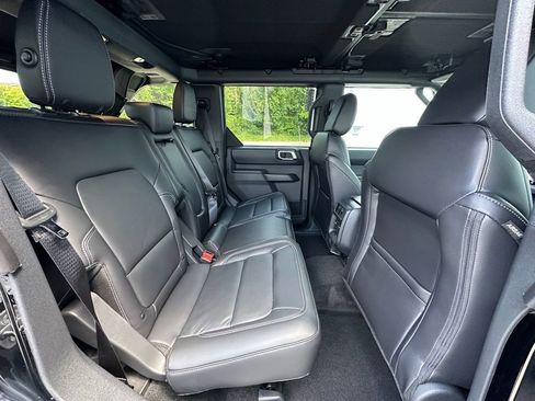 New 2026 Ford Bronco Outer Banks AWD/4WD image 25