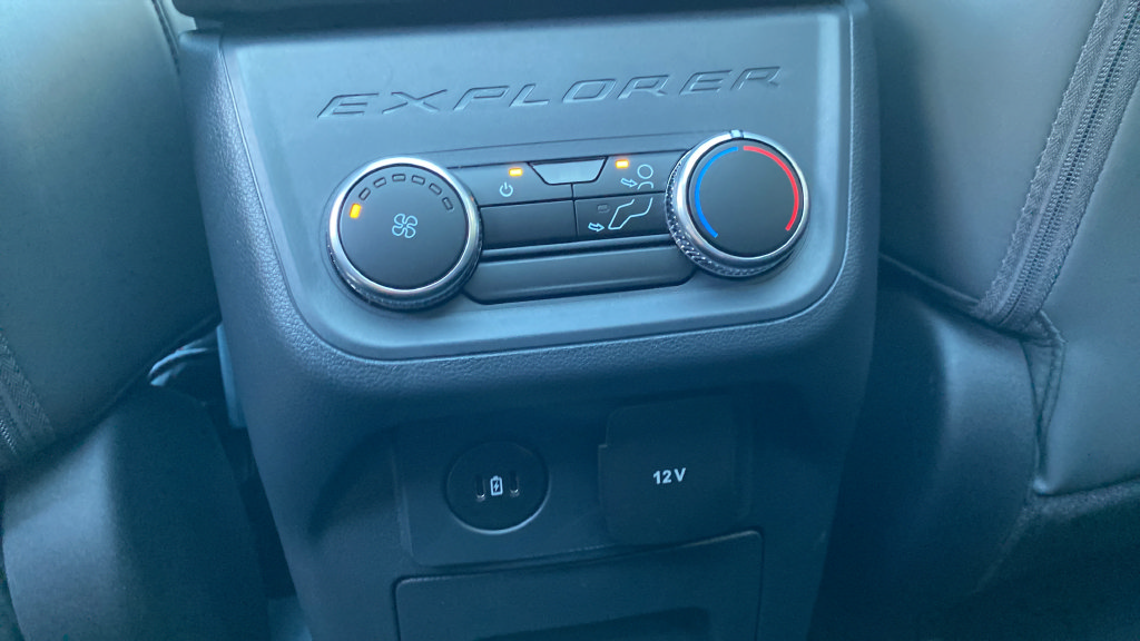 New 2026 Ford Explorer Active w/ Active Comfort Package AWD/4WD image 32