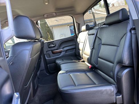 Used 2018 GMC Sierra 1500 SLT image 15