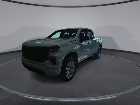 New 2026 Chevrolet Silverado 1500 Custom w/ LPO, Dark Essentials Package AWD/4WD image 3