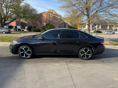 Used 2020 Volkswagen Passat 2.0T R-Line image 8