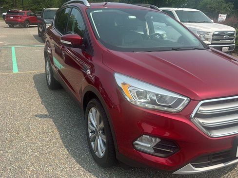 Used 2017 Ford Escape Titanium AWD/4WD image 2