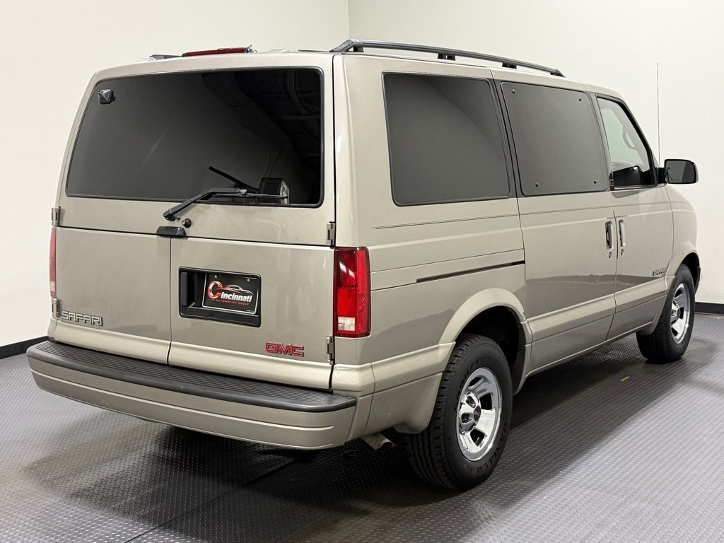Used 2001 GMC Safari Passenger RWD image 5