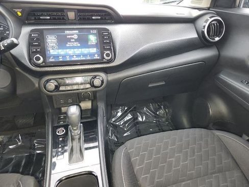 Certified 2022 Nissan Kicks SV image 16