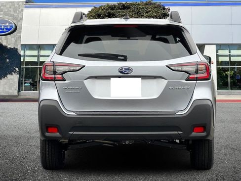 New 2025 Subaru Outback Premium image 5