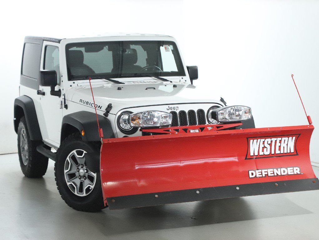 Used 2017 Jeep Wrangler Rubicon w/ Connectivity Group AWD/4WD image 2