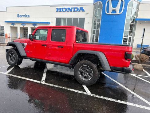 Used 2023 Jeep Gladiator Rubicon w/ LED Lighting Group AWD/4WD image 11