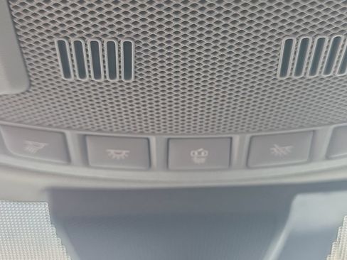Used 2019 Ford F150 XLT w/ Equipment Group 302A Luxury AWD/4WD image 25