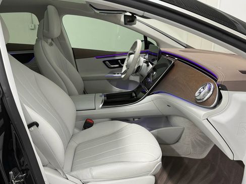 Used 2023 Mercedes-Benz EQE 350+ Sedan image 12