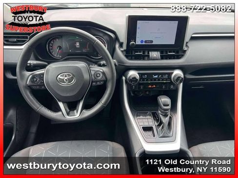 Certified 2025 Toyota RAV4 XLE w/ Convenience Package AWD/4WD image 15