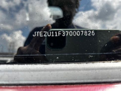 Used 2007 Toyota FJ Cruiser 2WD image 28