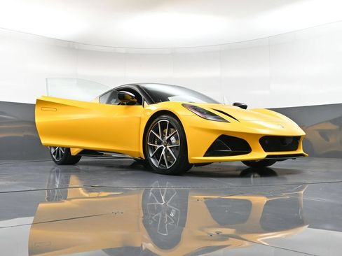 New 2026 Lotus Emira SE RWD image 33