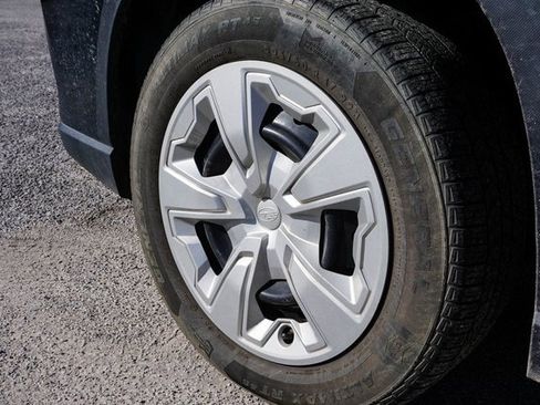 Used 2021 Subaru Forester image 5