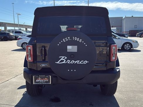 Used 2023 Ford Bronco Outer Banks image 6