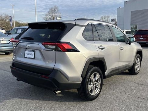 Used 2024 Toyota RAV4 XLE image 3