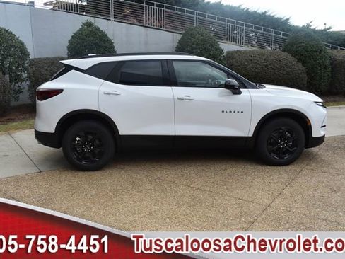 New 2026 Chevrolet Blazer LT w/ Convenience Package image 12