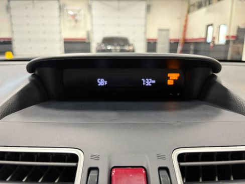 Used 2015 Subaru Impreza 2.0i image 39