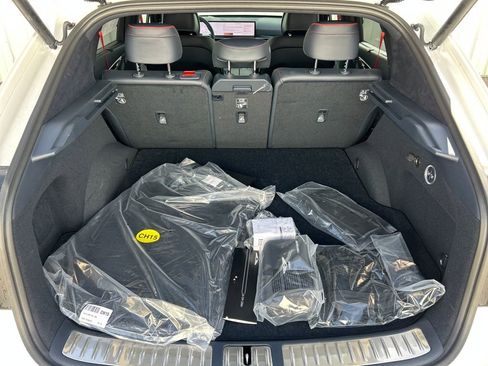 New 2026 Genesis GV80 3.5T e-SC image 37