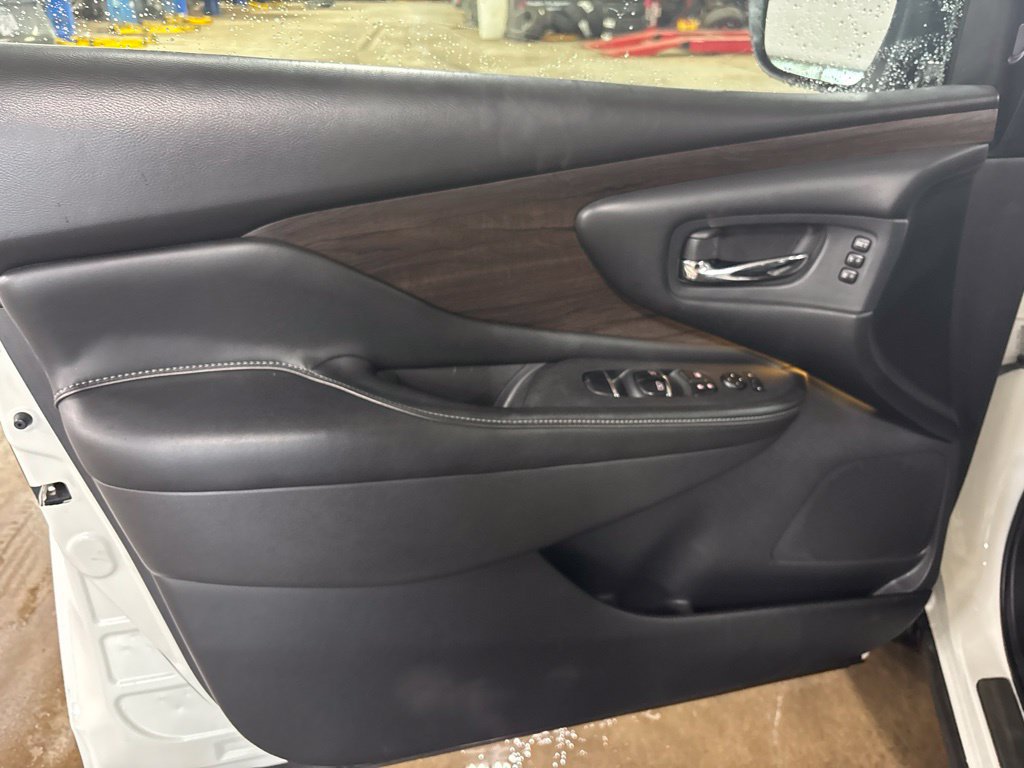 Used 2019 Nissan Murano Platinum w/ Cargo Package AWD/4WD image 30