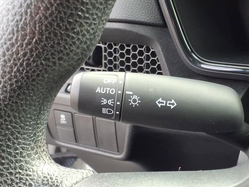 Used 2023 Honda CR-V LX image 17