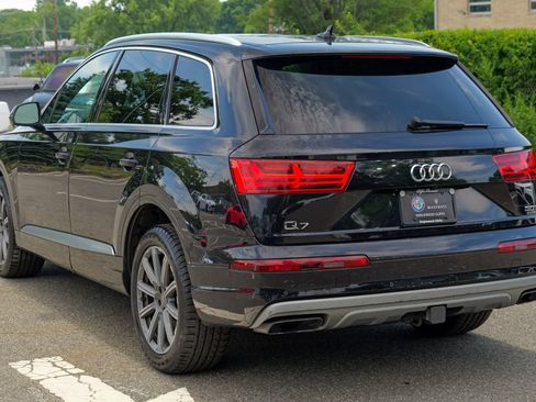 Used 2018 Audi Q7 3.0T Premium Plus w/ Premium Plus Package AWD/4WD image 5