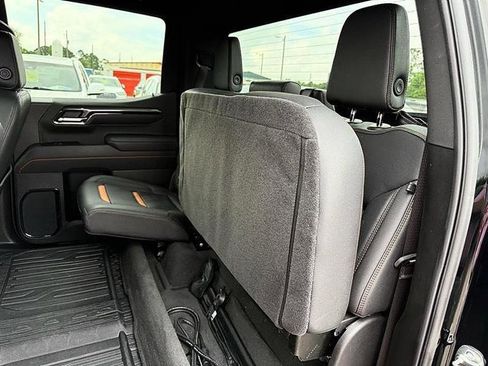 Used 2025 GMC Sierra 1500 AT4 AWD/4WD image 50