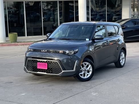 Used 2024 Kia Soul LX w/ Option Group 015 image 9