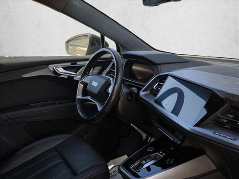 Certified 2024 Audi Q4 e-tron Premium image 11