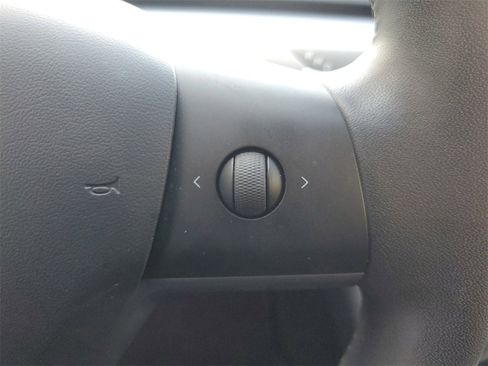 Used 2020 Tesla Model 3 Long Range image 20