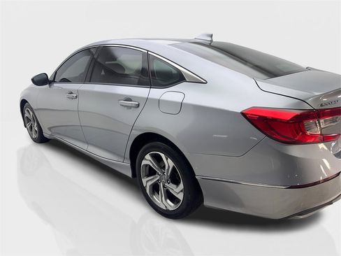 Used 2018 Honda Accord EX image 14