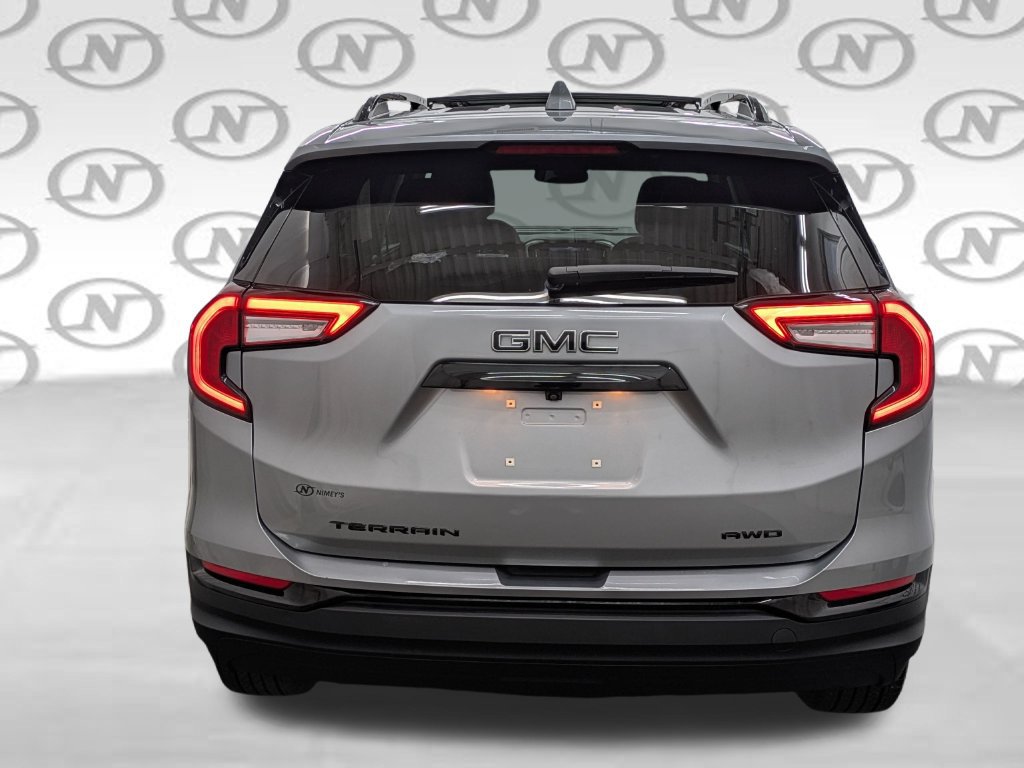Used 2023 GMC Terrain SLE w/ Driver Convenience Package AWD/4WD image 28