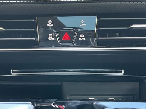 New 2026 Volkswagen Atlas SEL Premium R-Line AWD/4WD image 17
