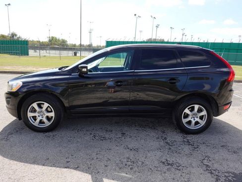 Used 2012 Volvo XC60 3.2 Premier Plus image 4