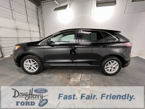 Used 2023 Ford Edge SEL image 4