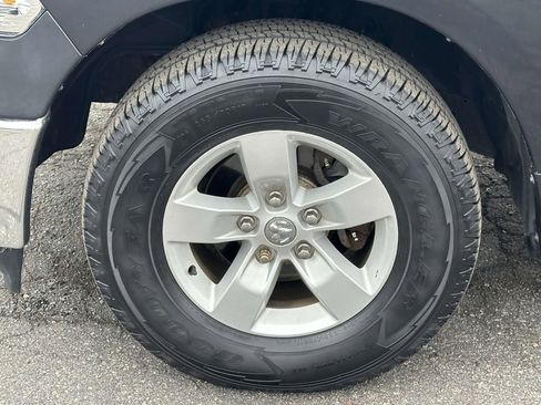 Used 2014 RAM 1500 Tradesman w/ Power & Remote Entry Group RWD image 9