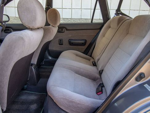 Used 1995 Toyota Corolla DX image 15