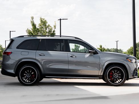 Used 2021 Mercedes-Benz GLS 63 AMG 4MATIC image 3