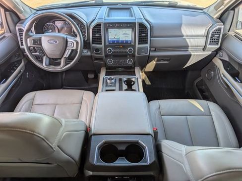 Used 2020 Ford Expedition XLT w/ Equipment Group 202A image 10