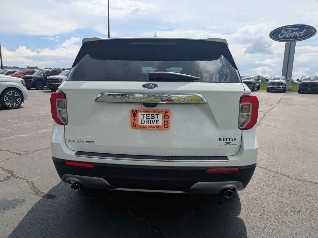 Used 2023 Ford Explorer Limited w/ Limited Technology Package RWD image 5