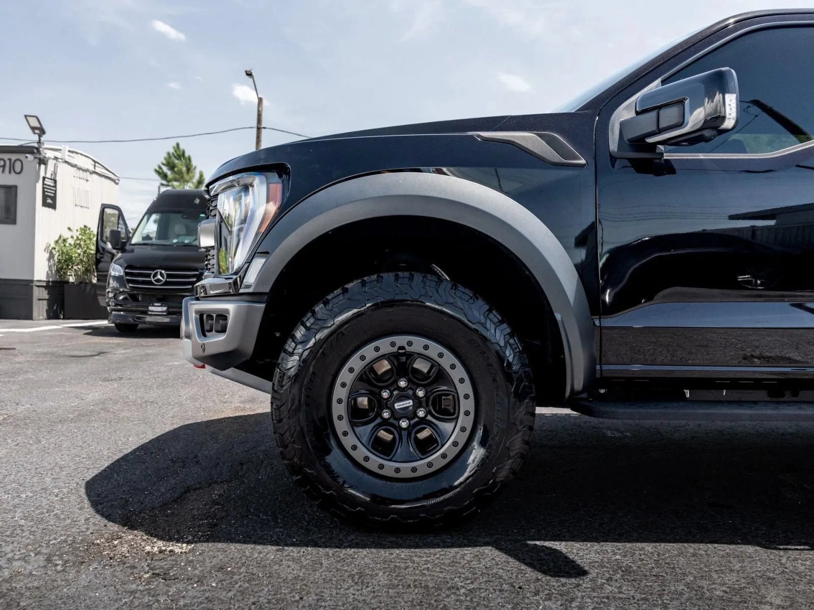 Used 2022 Ford F150 Raptor w/ Equipment Group 801A High AWD/4WD image 32