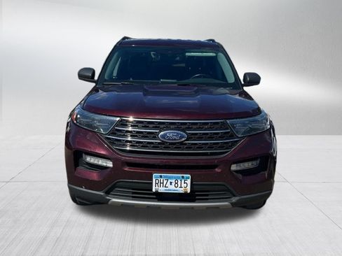 Used 2022 Ford Explorer XLT w/ Equipment Group 202A AWD/4WD image 5