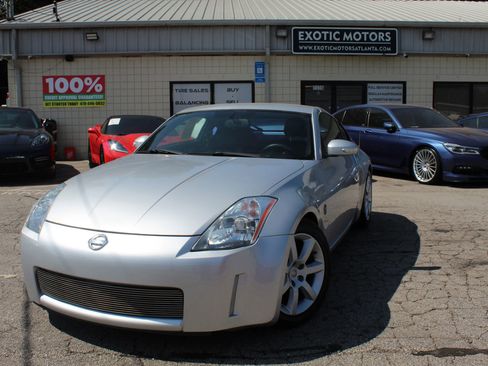 Used 2004 Nissan 350Z Touring image 1