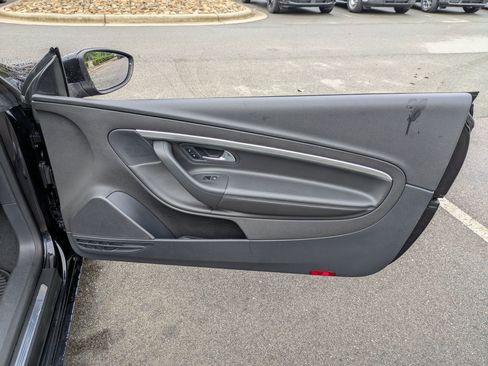Used 2013 Volkswagen Eos Komfort FWD image 32