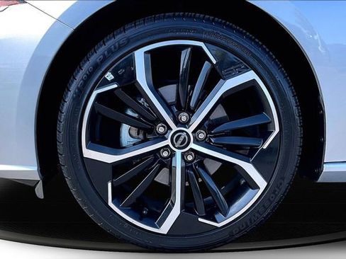 Used 2024 Nissan Altima 2.5 SR image 31