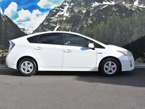 Used 2010 Toyota Prius Two image 2