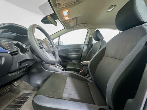 Used 2025 Nissan Versa SV FWD image 13