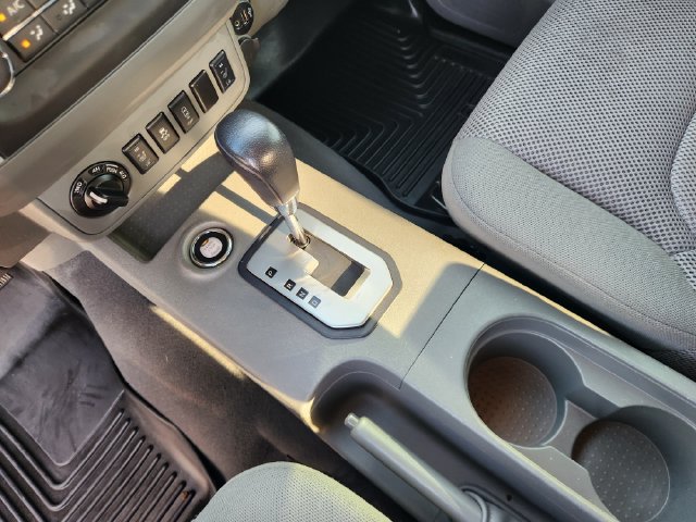 Used 2020 Nissan Frontier SV AWD/4WD image 19