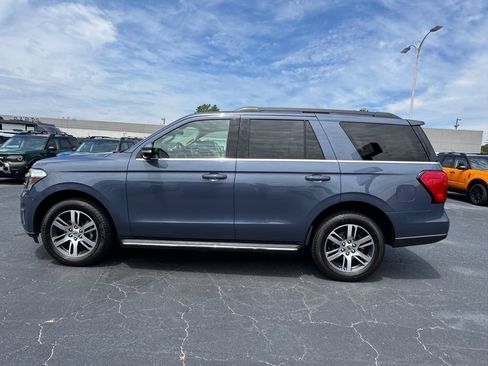 Used 2023 Ford Expedition XLT RWD image 7